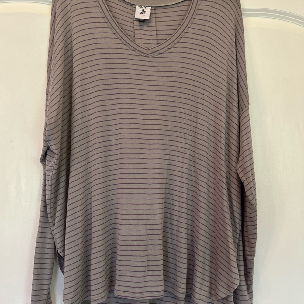NWT CAbi Lush Horizons Plum Tee Soft long sleeve V Neck stripe flowy top Sz L